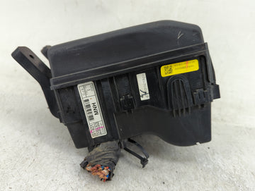 2011-2013 Hyundai Tucson Fusebox Fuse Box Panel Relay Module P/N:91401 2S153 Fits Fits 2011 2012 2013 OEM Used Auto Parts