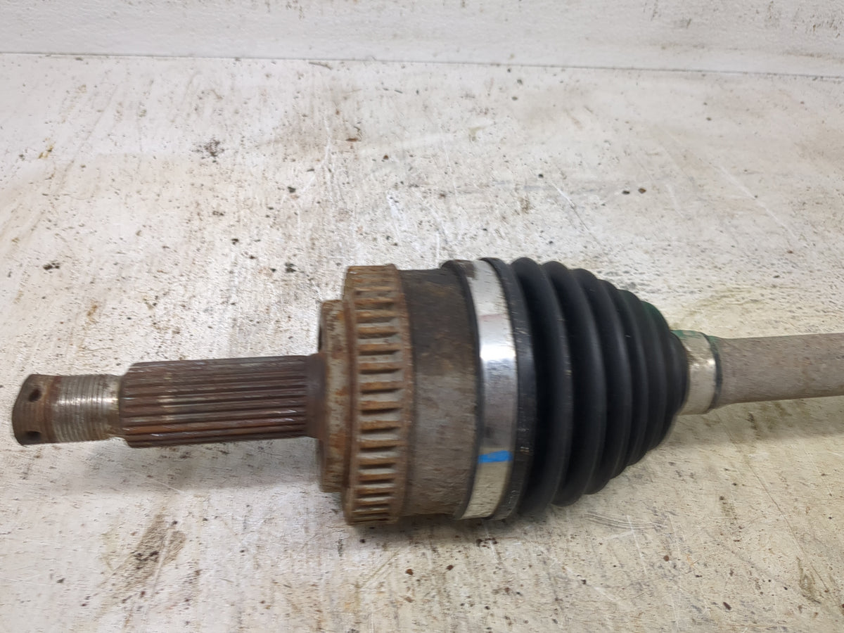 2010-2013 Hyundai Tucson Axle Shaft Front Driver Cv C/v 1520856 - Oemusedautoparts1.com