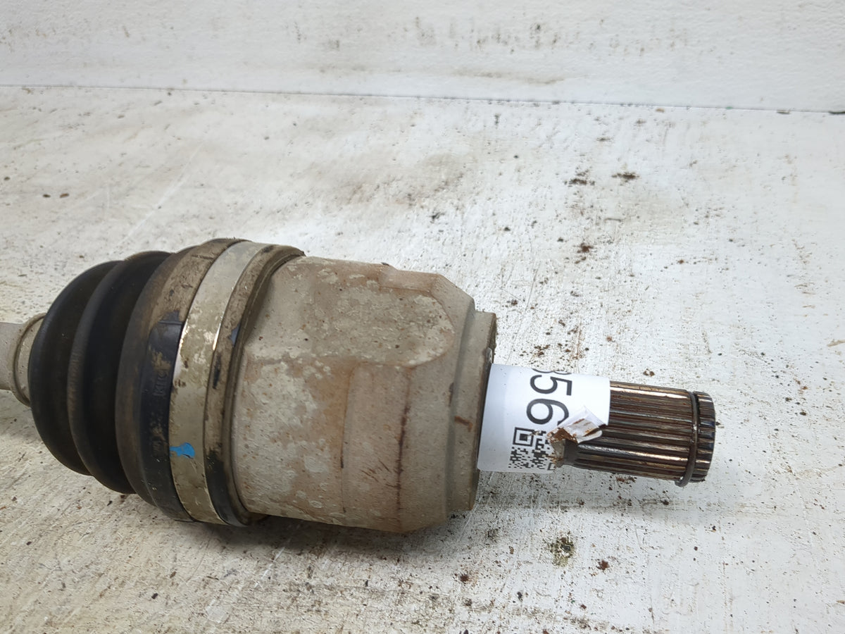 2010-2013 Hyundai Tucson Axle Shaft Front Driver Cv C/v 1520856 - Oemusedautoparts1.com