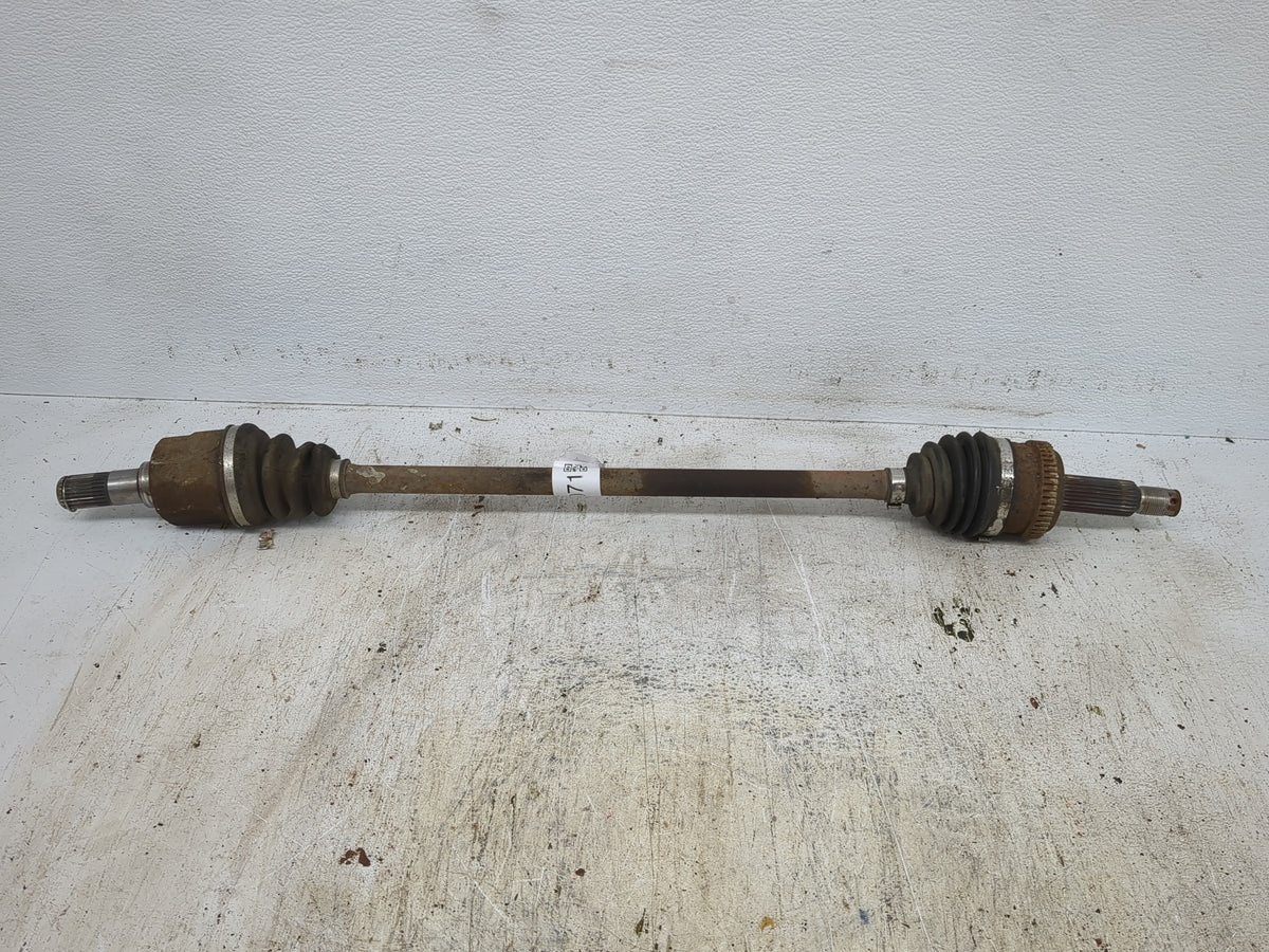 2010-2013 Hyundai Tucson Axle Shaft Rear Passenger Cv C/v - Oemusedautoparts1.com
