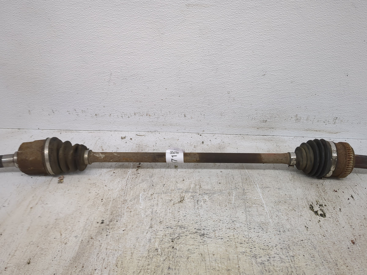 2010-2013 Hyundai Tucson Axle Shaft Rear Passenger Cv C/v - Oemusedautoparts1.com