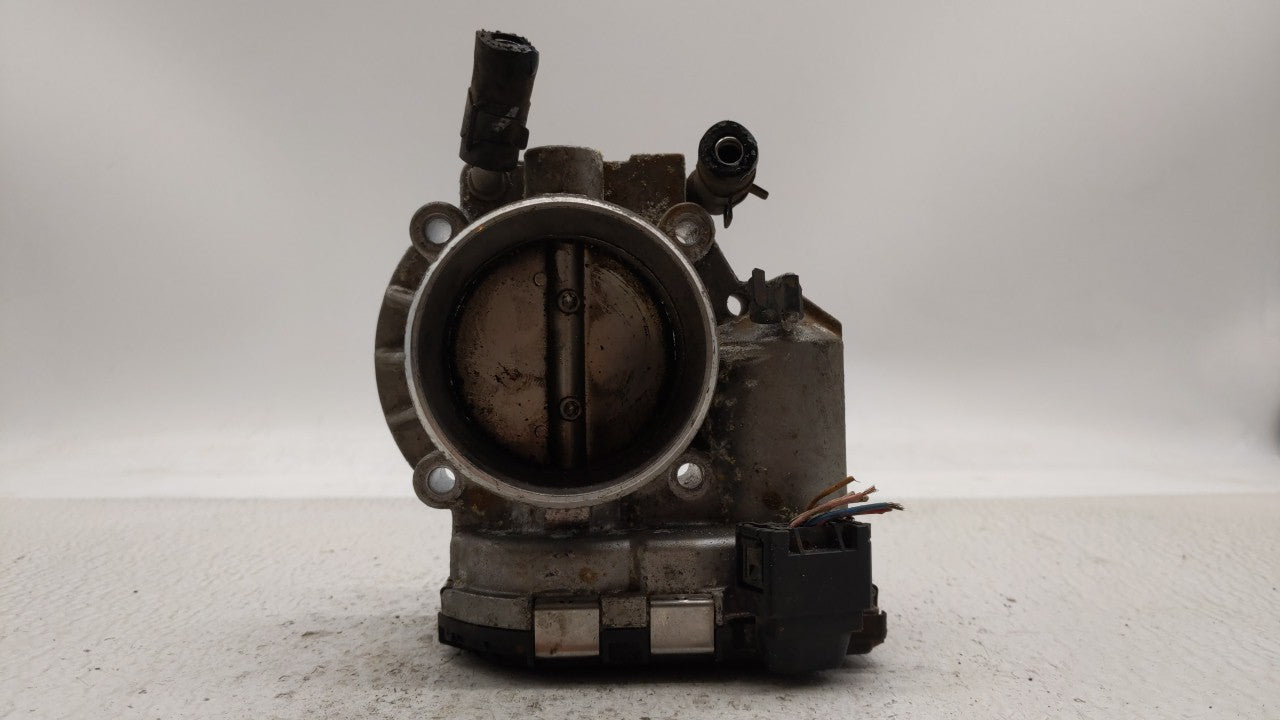2010-2013 Hyundai Tucson Throttle Body P/N:35100-25400 35100-25200 Fits Fits 2006 2007 2008 2009 2010 2011 2012 2013 OEM Use
