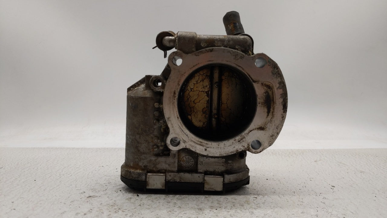 2010-2013 Hyundai Tucson Throttle Body P/N:35100-25400 35100-25200 Fits Fits 2006 2007 2008 2009 2010 2011 2012 2013 OEM Use