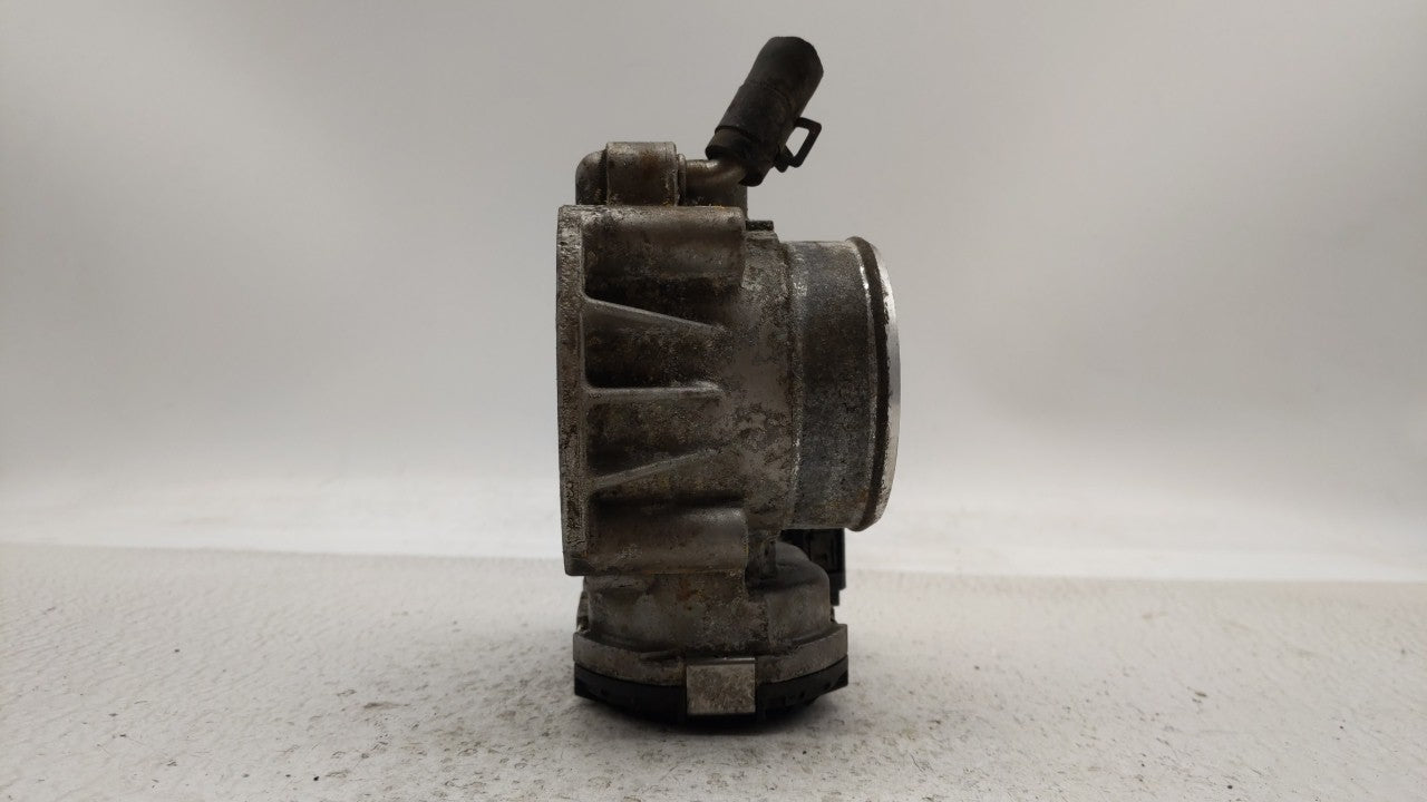2010-2013 Hyundai Tucson Throttle Body P/N:35100-25400 35100-25200 Fits Fits 2006 2007 2008 2009 2010 2011 2012 2013 OEM Use