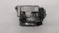2010-2013 Hyundai Tucson Throttle Body P/N:35100-25400 35100-25200 Fits Fits 2006 2007 2008 2009 2010 2011 2012 2013 OEM Use