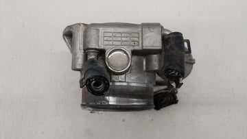 2010-2013 Hyundai Tucson Throttle Body P/N:35100-25400 35100-25200 Fits Fits 2006 2007 2008 2009 2010 2011 2012 2013 OEM Used Auto Parts