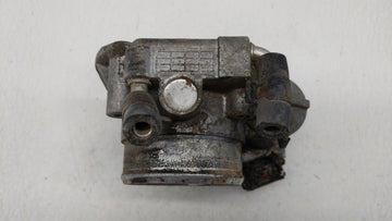 2010-2013 Hyundai Tucson Throttle Body P/N:35100-25400 35100-25200 Fits Fits 2006 2007 2008 2009 2010 2011 2012 2013 OEM Used Auto Parts