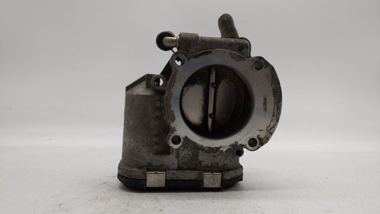2010-2013 Hyundai Tucson Throttle Body P/N:35100-25400 35100-25200 Fits Fits 2006 2007 2008 2009 2010 2011 2012 2013 OEM Use