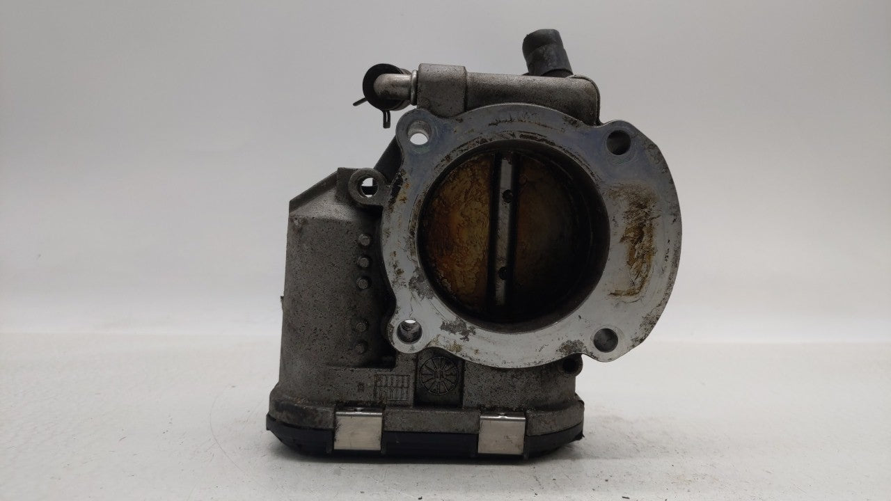 2010-2013 Hyundai Tucson Throttle Body P/N:35100-25400 35100-25200 Fits Fits 2006 2007 2008 2009 2010 2011 2012 2013 OEM Use