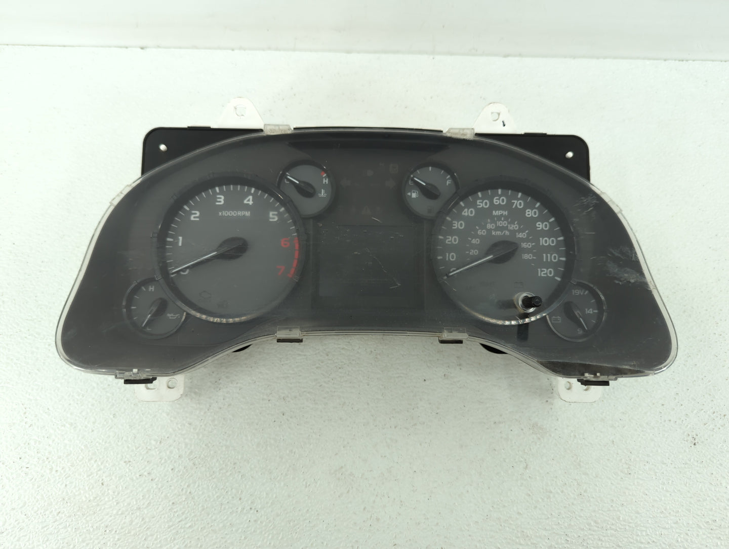 2010-2013 Hyundai Tucson Instrument Cluster Speedometer Gauges P/N:94001-2S570 94001-2S575 Fits Fits 2010 2011 2012 2013 OEM
