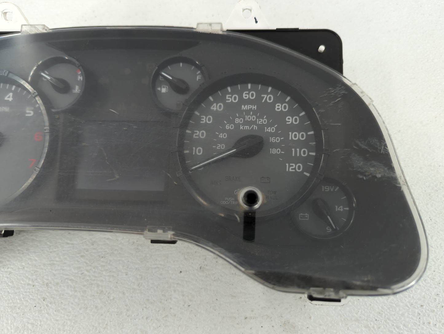 2010-2013 Hyundai Tucson Instrument Cluster Speedometer Gauges P/N:94001-2S570 94001-2S575 Fits Fits 2010 2011 2012 2013 OEM