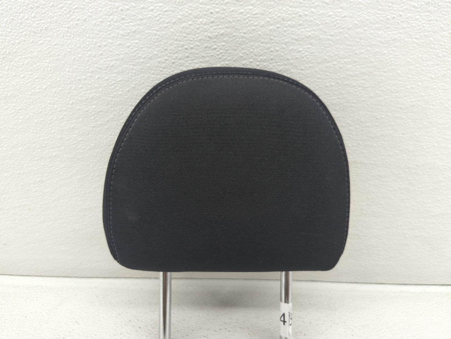 2010-2015 Hyundai Tucson Headrest Head Rest Front Driver Passenger Seat Fits Fits 2010 2011 2012 2013 2014 2015 OEM Used Aut