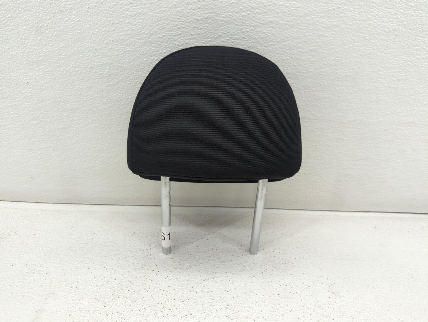 2010-2015 Hyundai Tucson Headrest Head Rest Front Driver Passenger Seat Fits Fits 2010 2011 2012 2013 2014 2015 OEM Used Aut