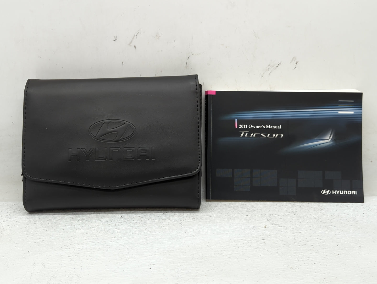 2011 Hyundai Tucson Owners Manual Book Guide OEM Used Auto Parts - Oemusedautoparts1.com