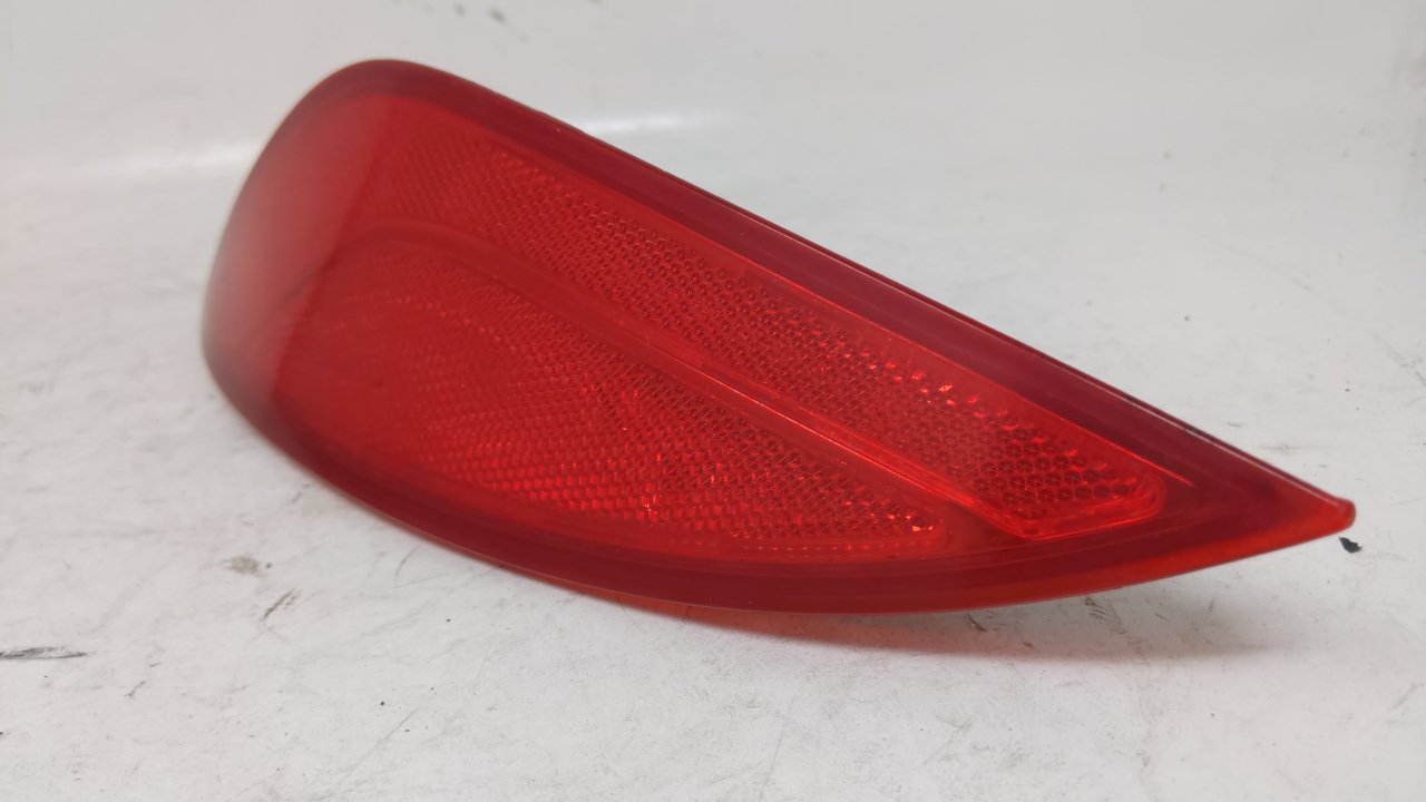 2011 Hyundai Tucson Passenger Right Rear Side Marker - Oemusedautoparts1.com