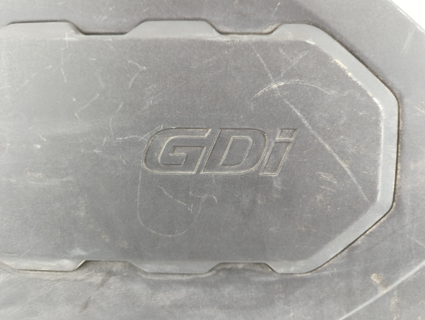 2011 Hyundai Tucson Engine Cover - Oemusedautoparts1.com