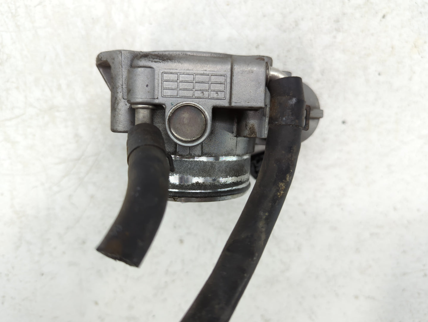 2010-2013 Hyundai Tucson Throttle Body P/N:0 590 930 001 050929, 2a04902Y Fits Fits 2006 2007 2008 2009 2010 2011 2012 2013 