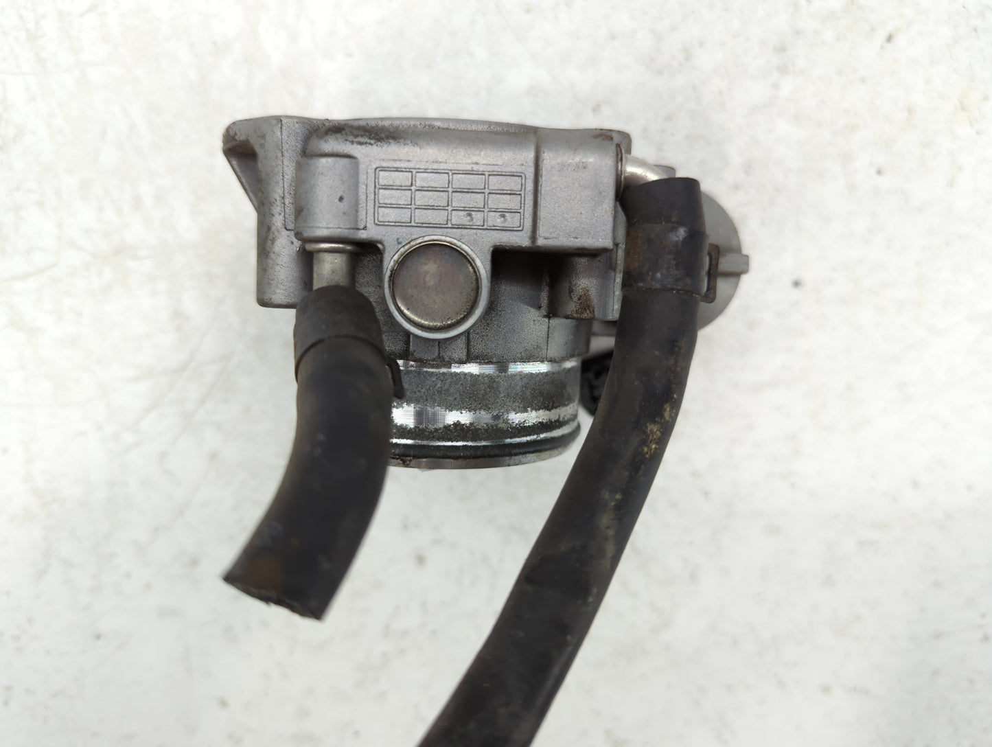 2010-2013 Hyundai Tucson Throttle Body P/N:0 590 930 001 050929, 2a04902Y Fits Fits 2006 2007 2008 2009 2010 2011 2012 2013 