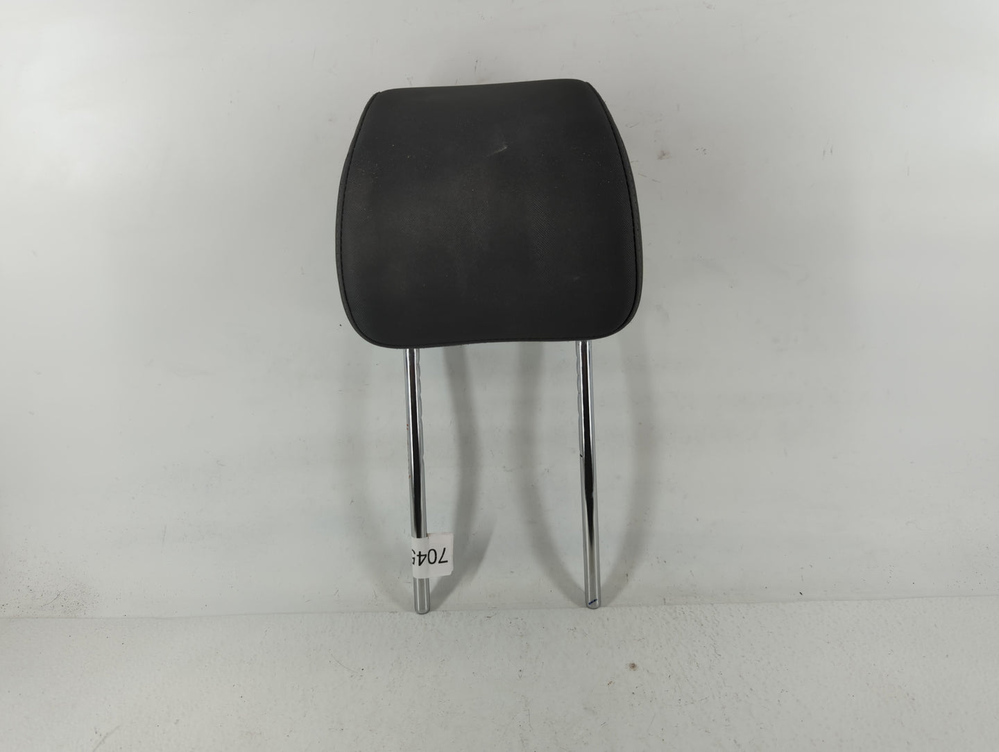 2010-2015 Hyundai Tucson Headrest Head Rest Front Driver Passenger Seat Fits Fits 2010 2011 2012 2013 2014 2015 OEM Used Aut