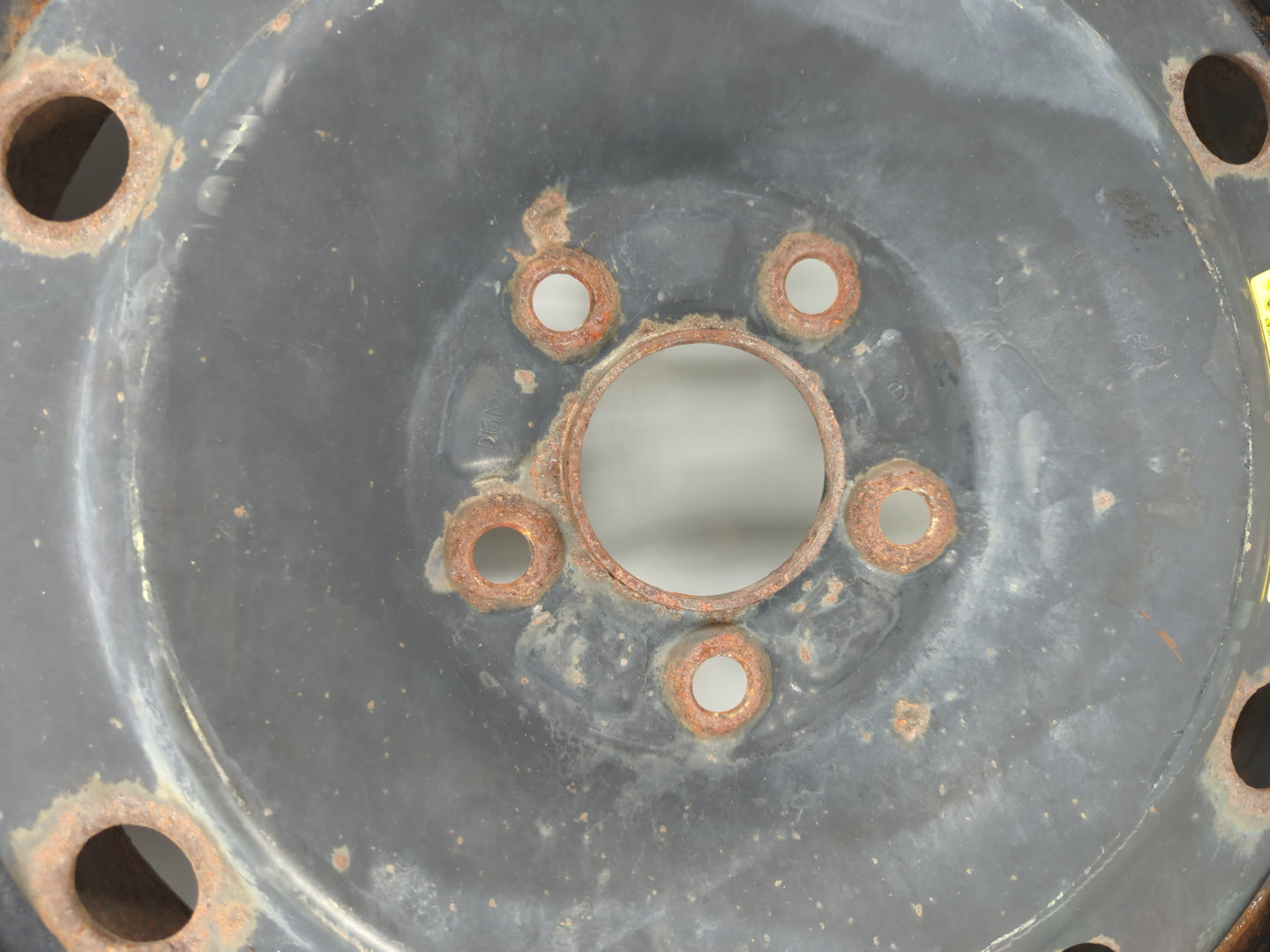 2007-2012 Hyundai Veracruz Spare Donut Tire Wheel Rim Oem - Oemusedautoparts1.com