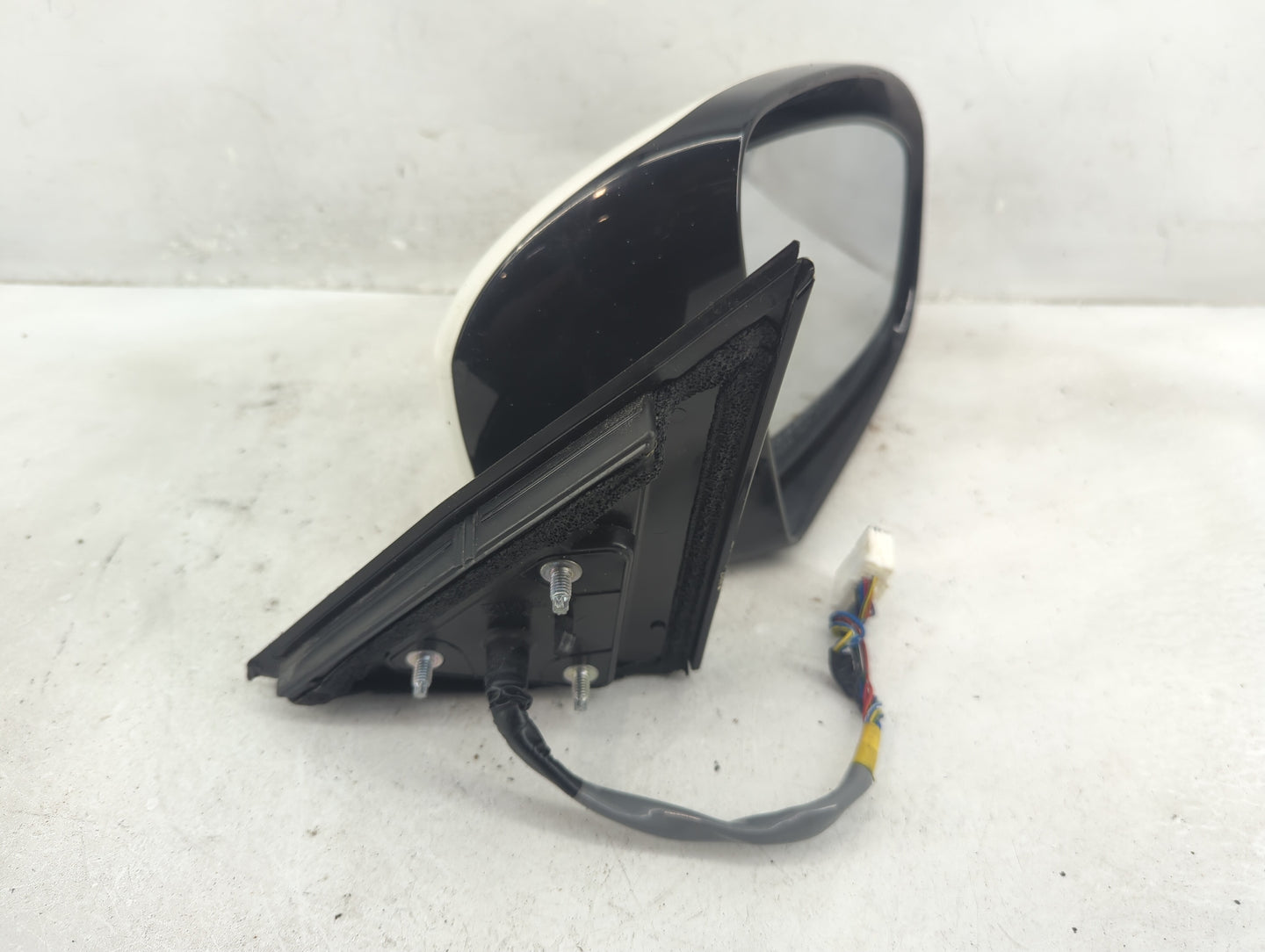2008-2012 Infiniti Ex35 Passenger Side View Mirror - Right Door Mirror OEM Used - Oemusedautoparts1.com