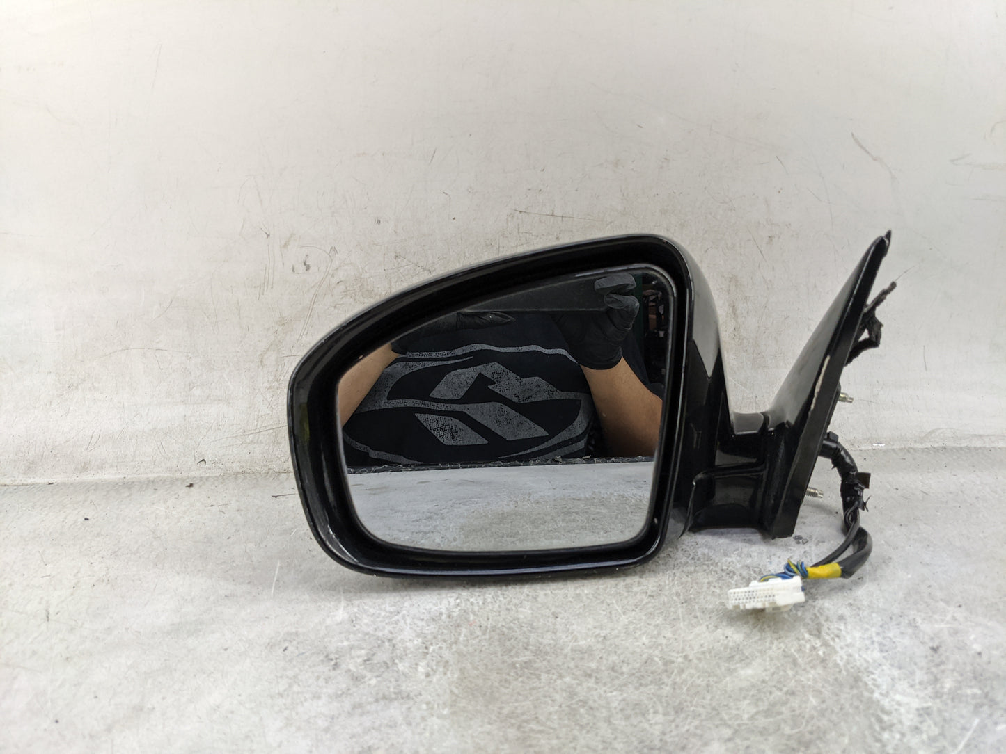 2008-2012 Infiniti Ex35 Driver Side View Mirror - Left Door Mirror OEM Used - Oemusedautoparts1.com