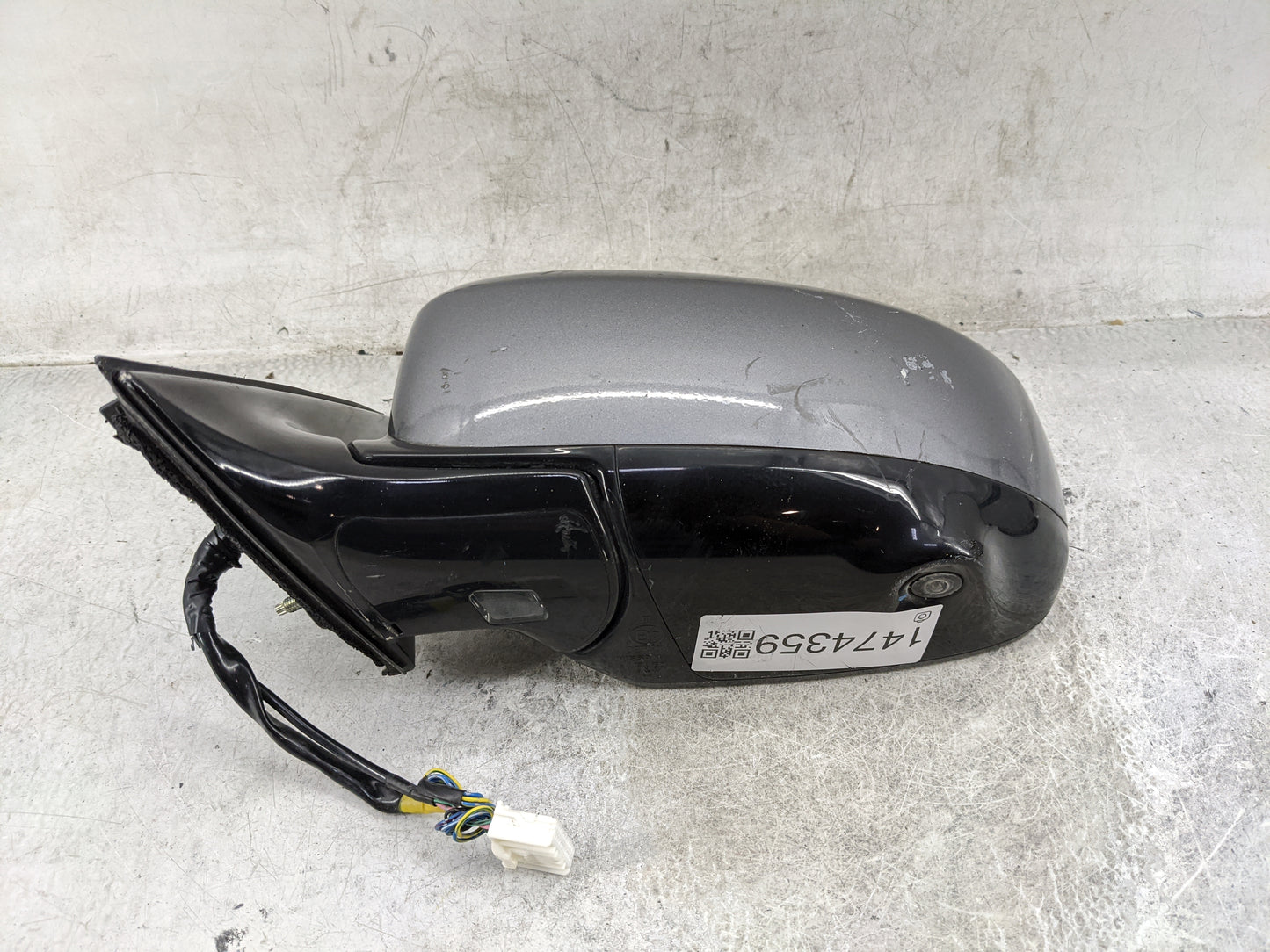 2008-2012 Infiniti Ex35 Driver Side View Mirror - Left Door Mirror OEM Used - Oemusedautoparts1.com