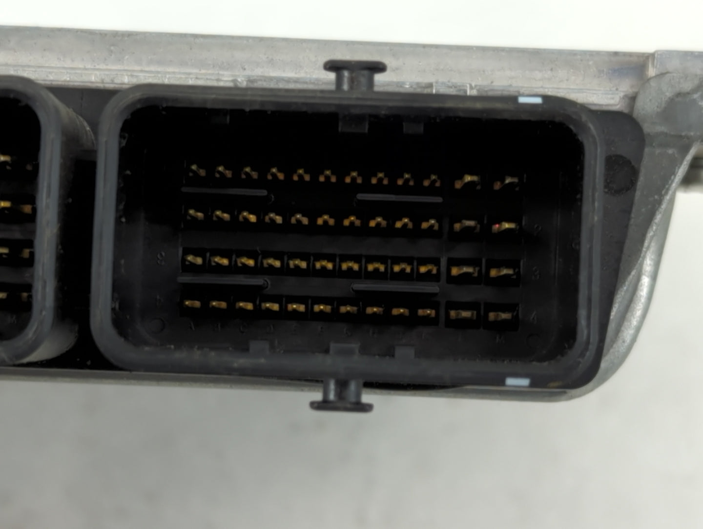 2011 Infiniti Fx35 PCM Engine Control Computer ECU ECM PCU OEM P/N:MEC104-052 A1 0X16 Fits OEM Used Auto Parts - Oemusedauto
