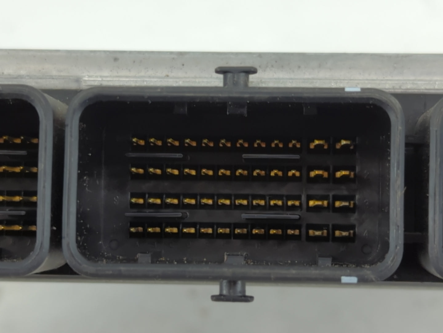 2011 Infiniti Fx35 PCM Engine Control Computer ECU ECM PCU OEM P/N:MEC104-052 A1 0X16 Fits OEM Used Auto Parts - Oemusedauto