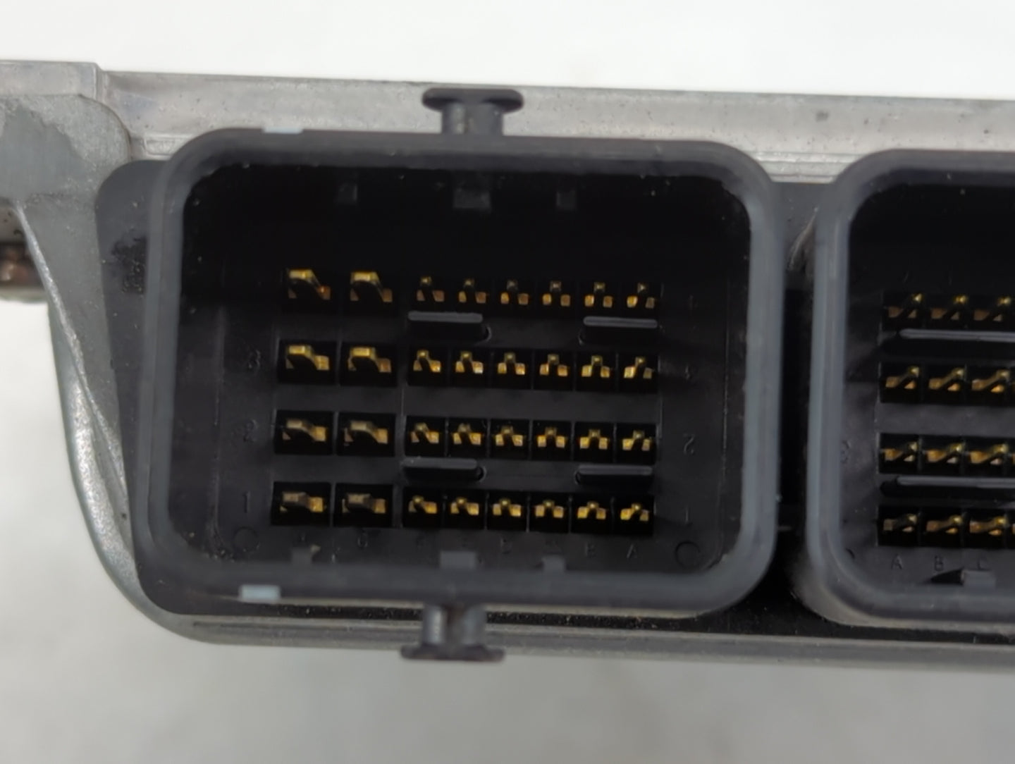 2011 Infiniti Fx35 PCM Engine Control Computer ECU ECM PCU OEM P/N:MEC104-052 A1 0X16 Fits OEM Used Auto Parts - Oemusedauto