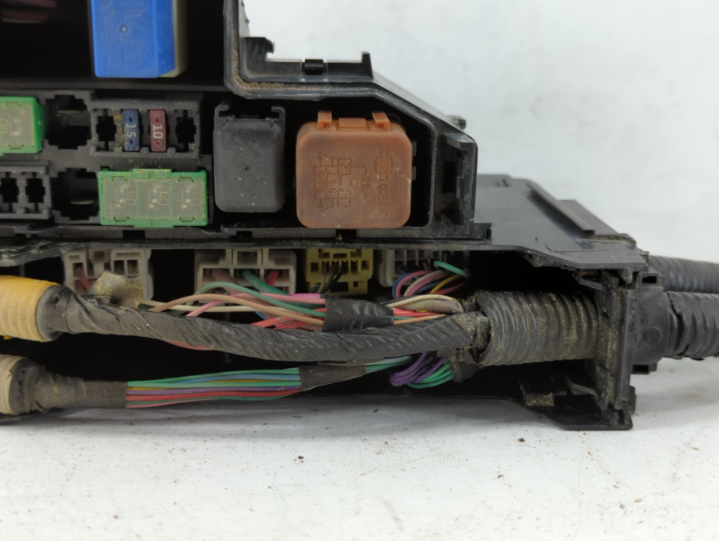 2011 Infiniti Fx35 Fusebox Fuse Box Panel Relay Module P/N:24381-7990A Fits OEM Used Auto Parts - Oemusedautoparts1.com