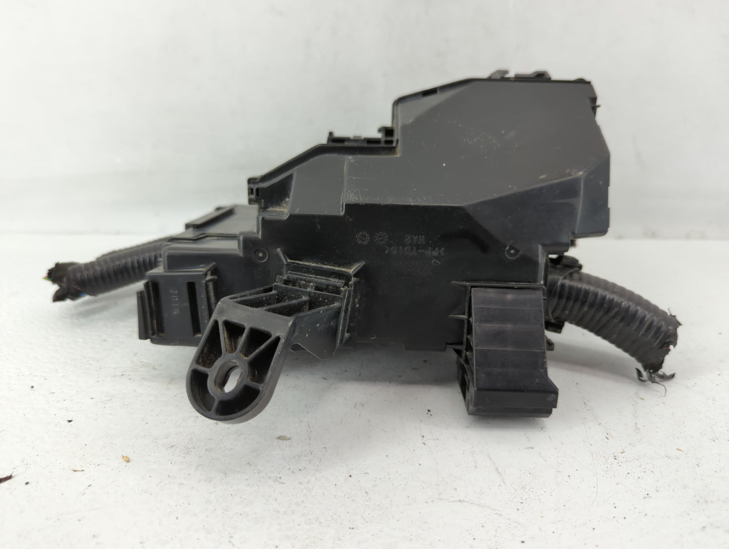 2011 Infiniti Fx35 Fusebox Fuse Box Panel Relay Module P/N:24381-7990A Fits OEM Used Auto Parts - Oemusedautoparts1.com
