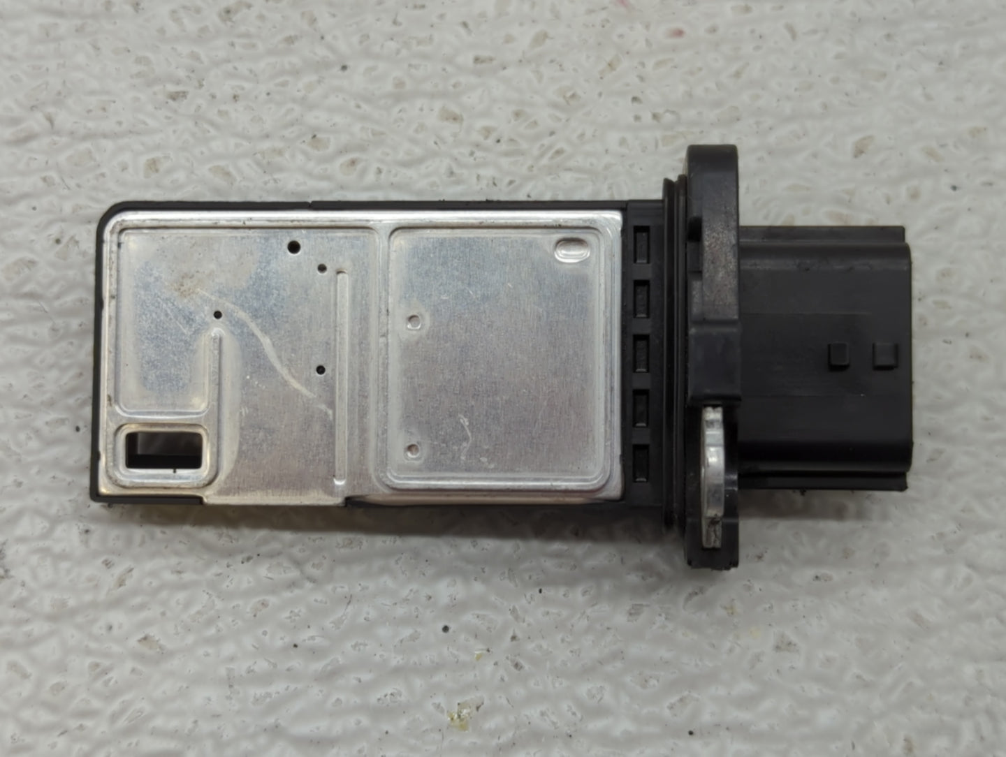 2009-2012 Infiniti Fx35 Mass Air Flow Meter Maf - Oemusedautoparts1.com