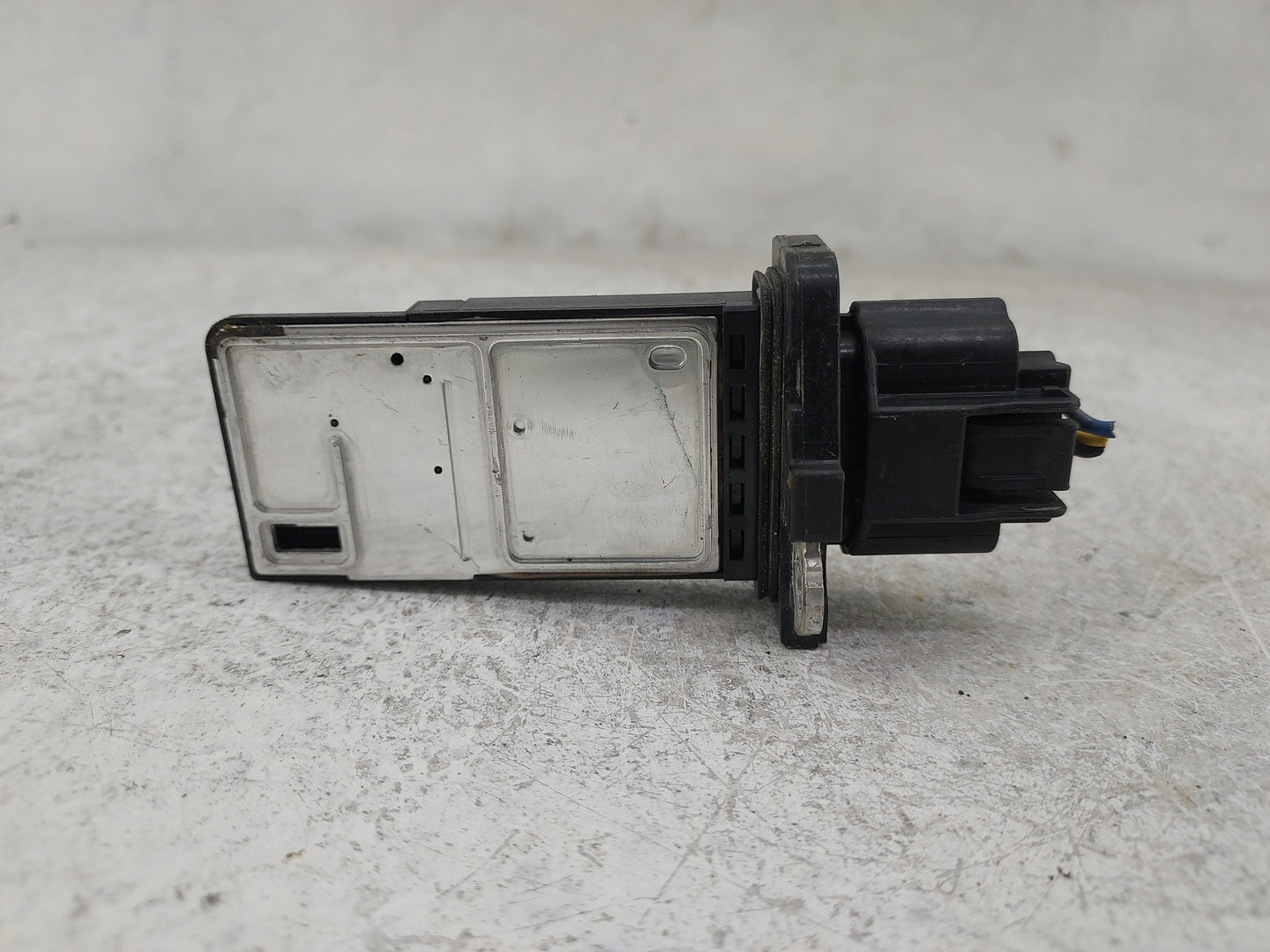 2011-2012 Infiniti G25 Mass Air Flow Meter Maf - Oemusedautoparts1.com