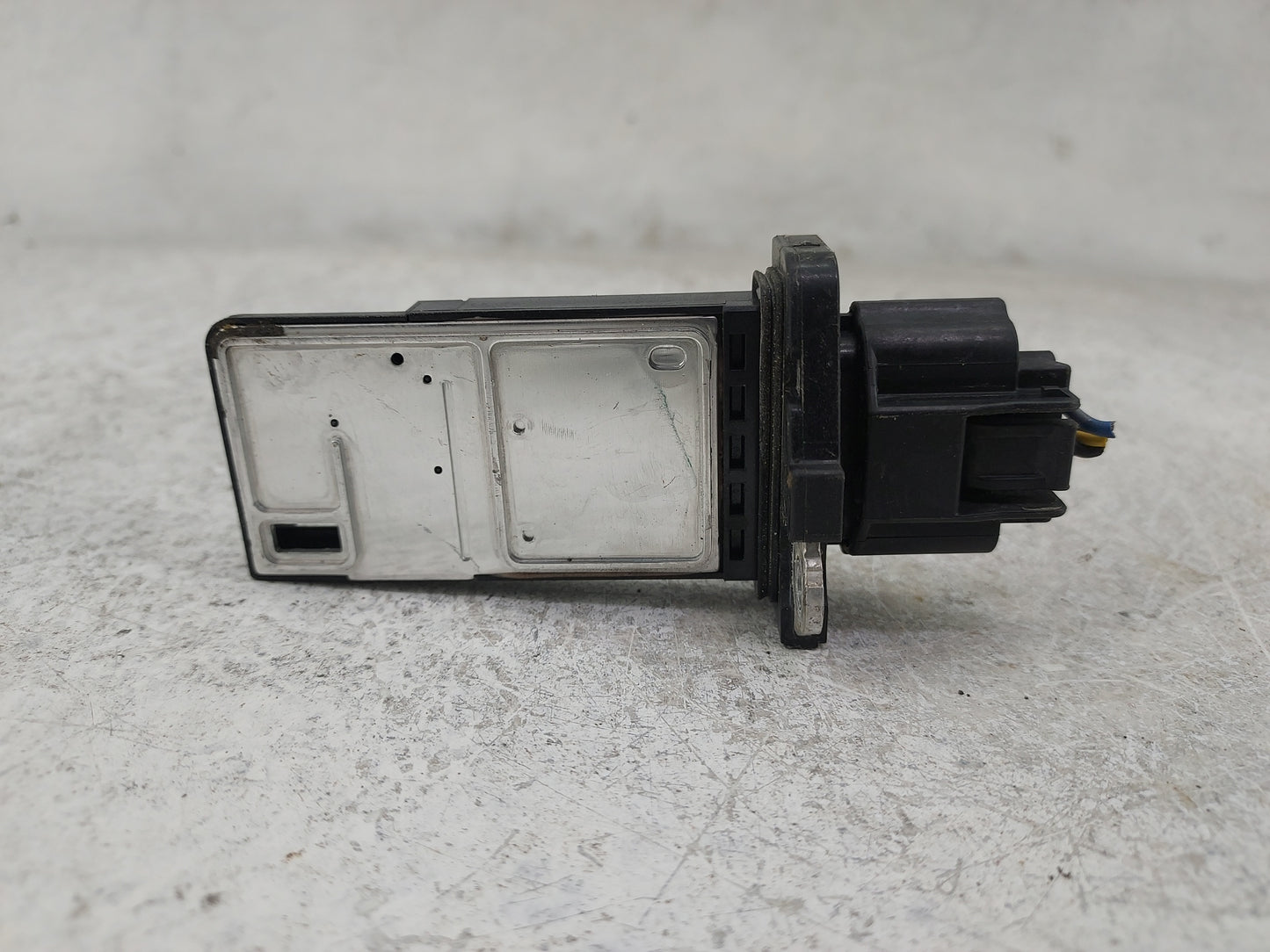 2011-2012 Infiniti G25 Mass Air Flow Meter Maf - Oemusedautoparts1.com