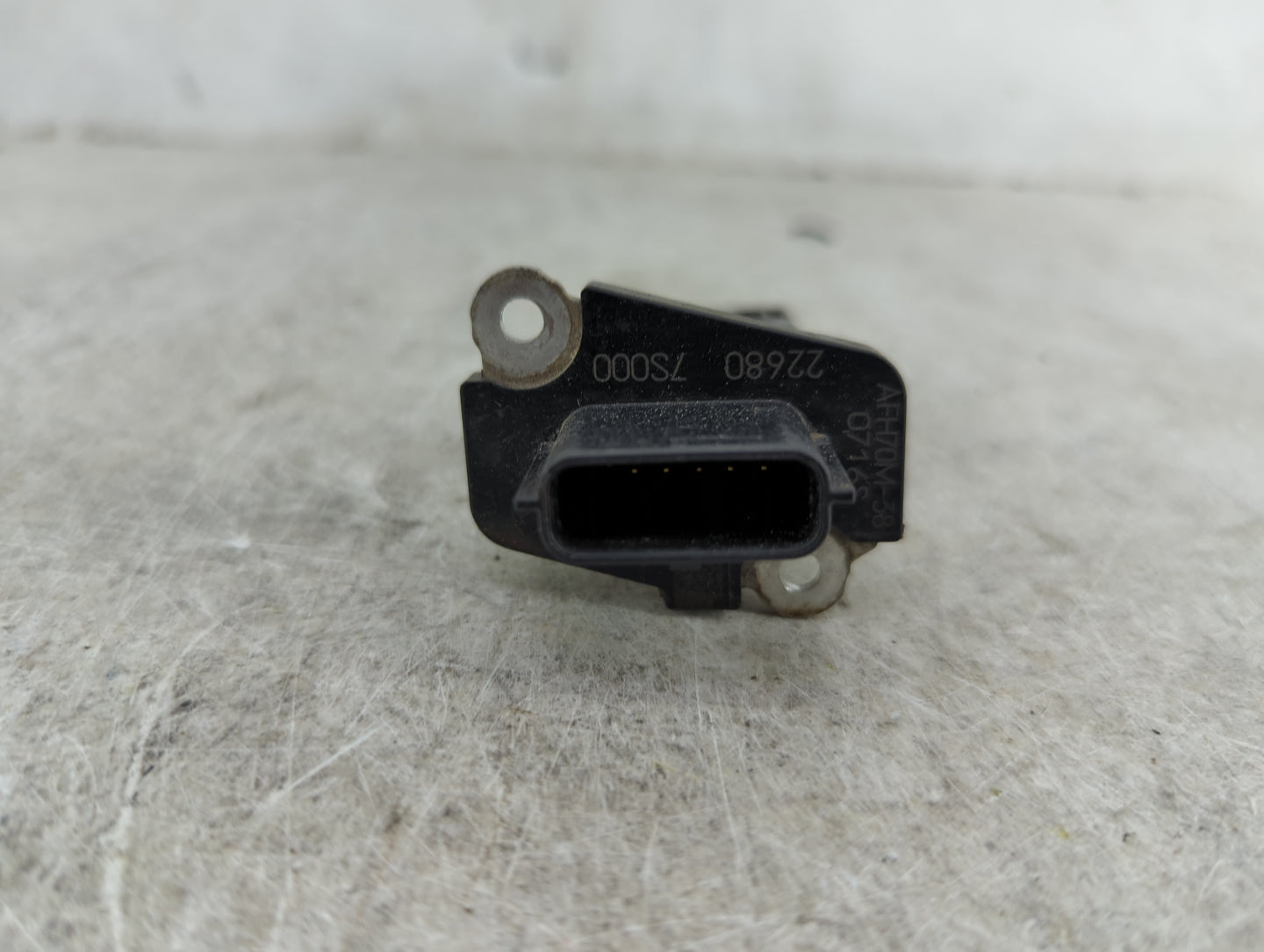 2011-2012 Infiniti G25 Mass Air Flow Meter Maf 1487559 - Oemusedautoparts1.com