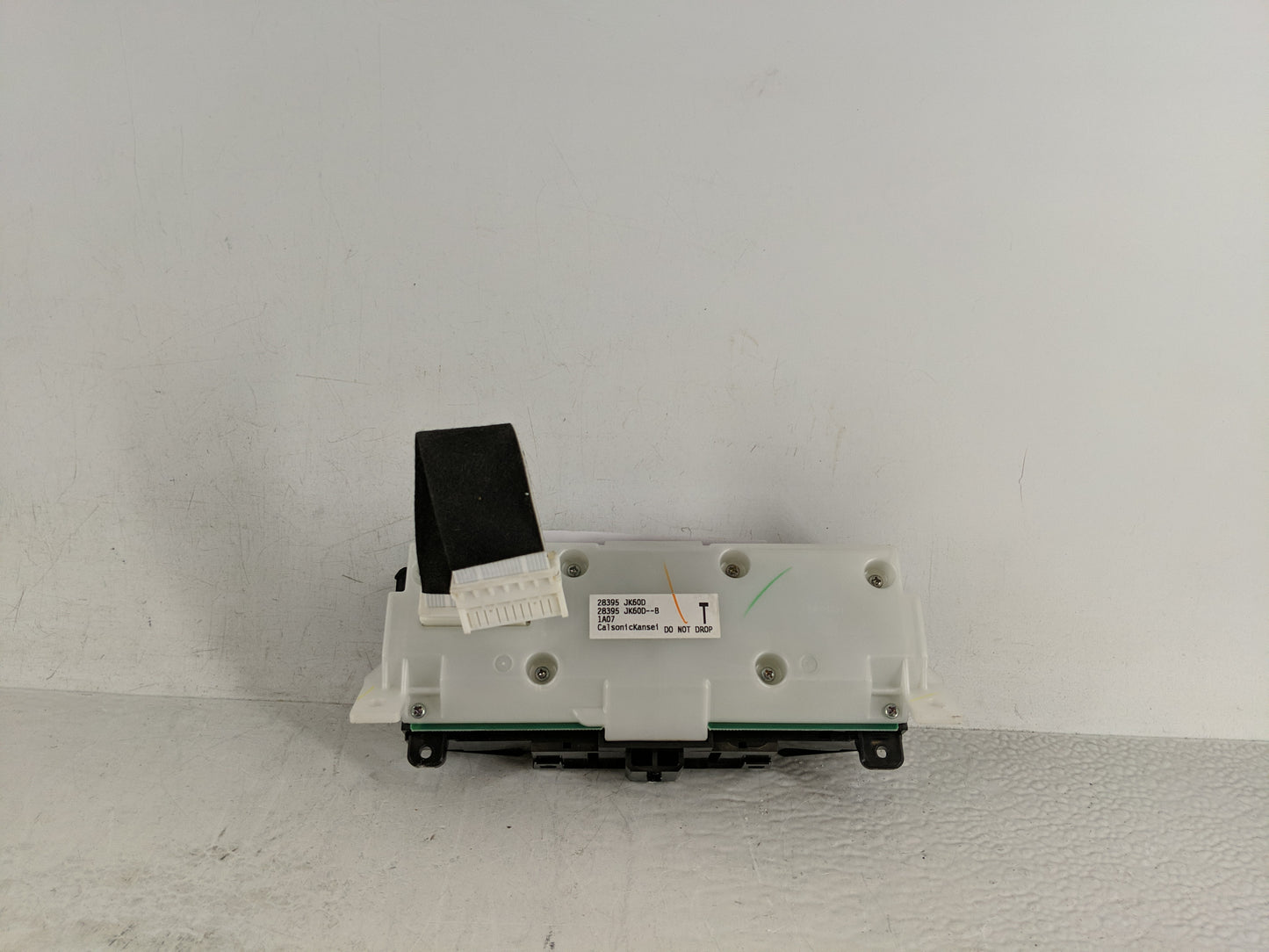 2008-2013 Infiniti G37 Radio Control Panel - Oemusedautoparts1.com