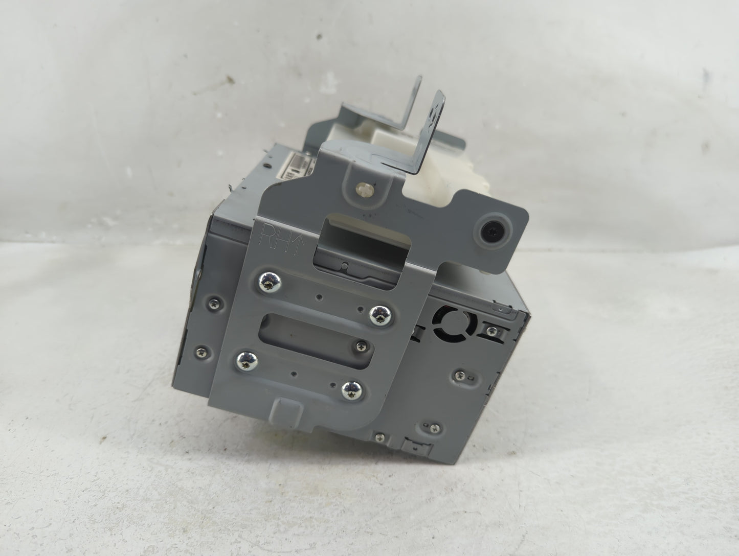 2010-2013 Infiniti G37 Radio AM FM Cd Player Receiver Replacement P/N:9146120168 Fits Fits 2010 2011 2012 2013 2014 2015 OEM