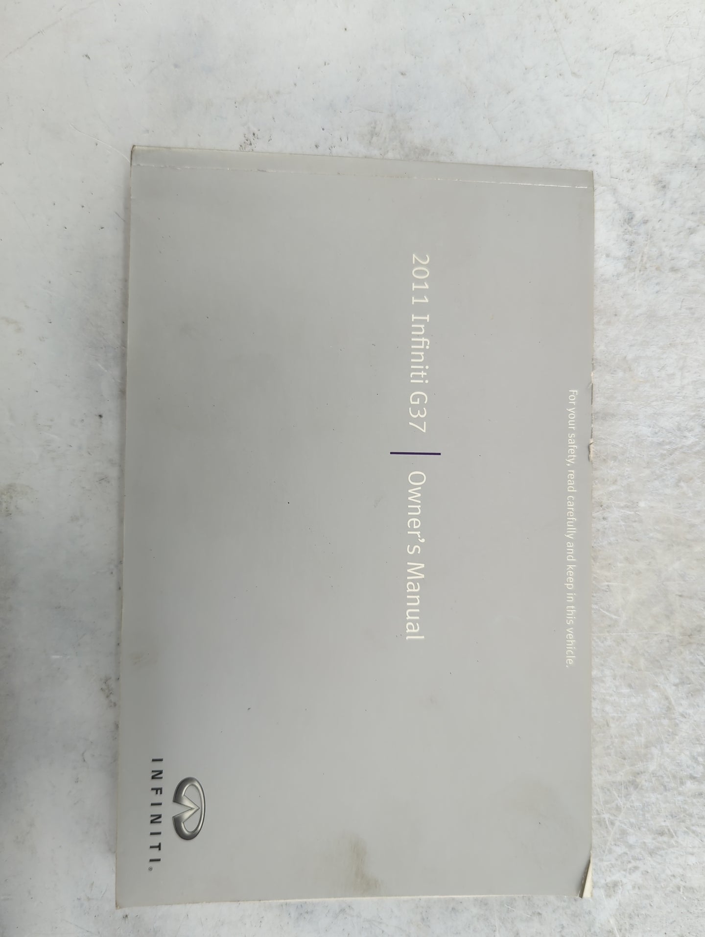 2011 Infiniti G37 Owners Manual Book Guide P/N:OM1E0V36U0 OEM Used Auto Parts - Oemusedautoparts1.com