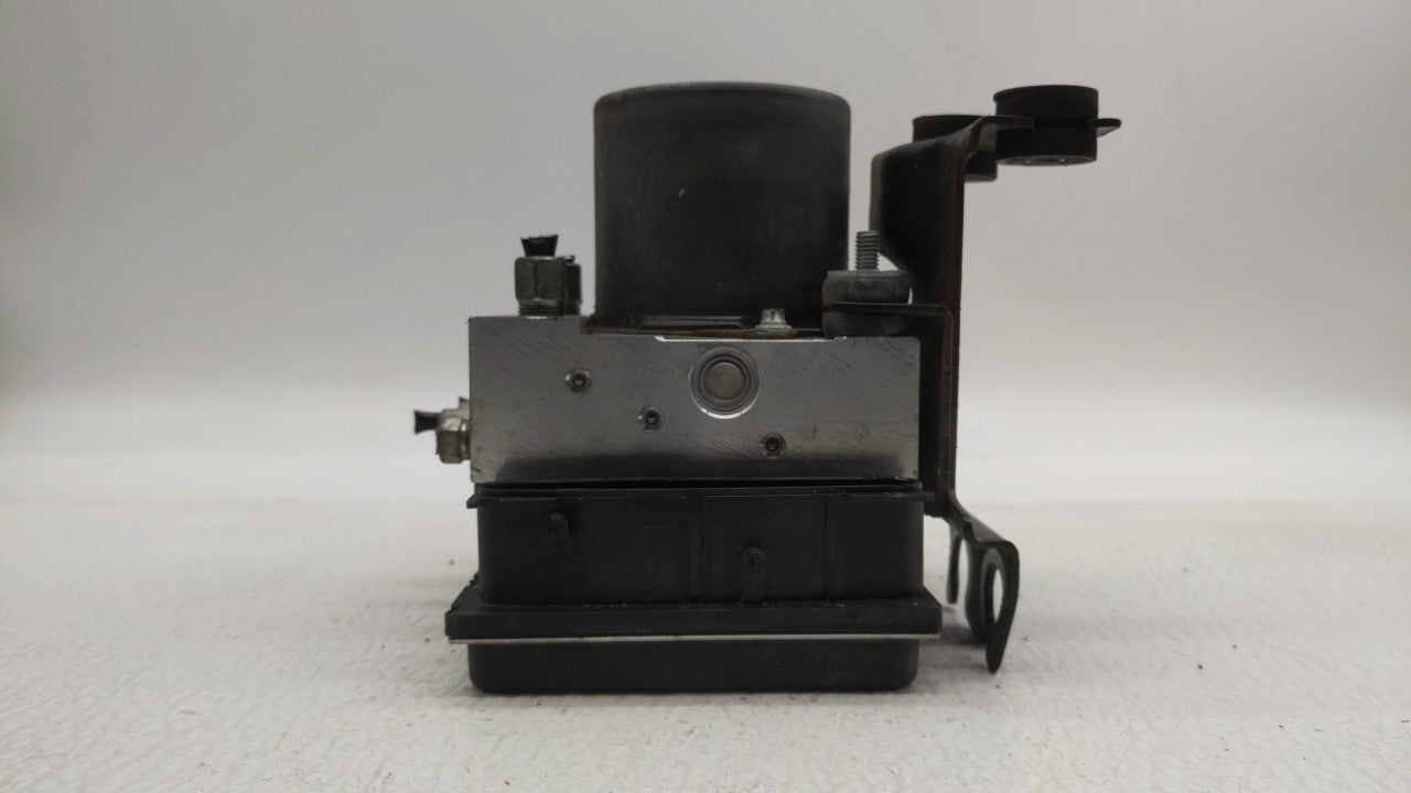 2011-2013 Infiniti G37 ABS Pump Control Module Replacement P/N:47660-MNL2A Fits Fits 2011 2012 2013 2015 OEM Used Auto Parts