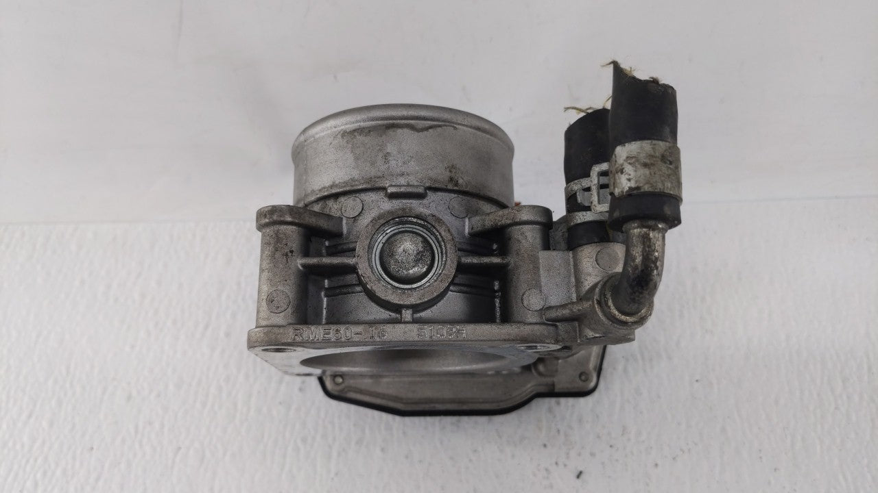 2008-2013 Infiniti G37 Throttle Body P/N:RME60-12 526-02 Fits OEM Used Auto Parts - Oemusedautoparts1.com