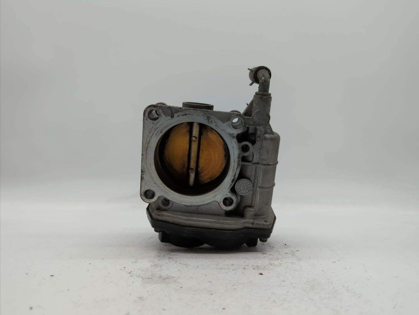 2008-2013 Infiniti G37 Throttle Body P/N:RME60-12 526-02 Fits OEM Used Auto Parts - Oemusedautoparts1.com