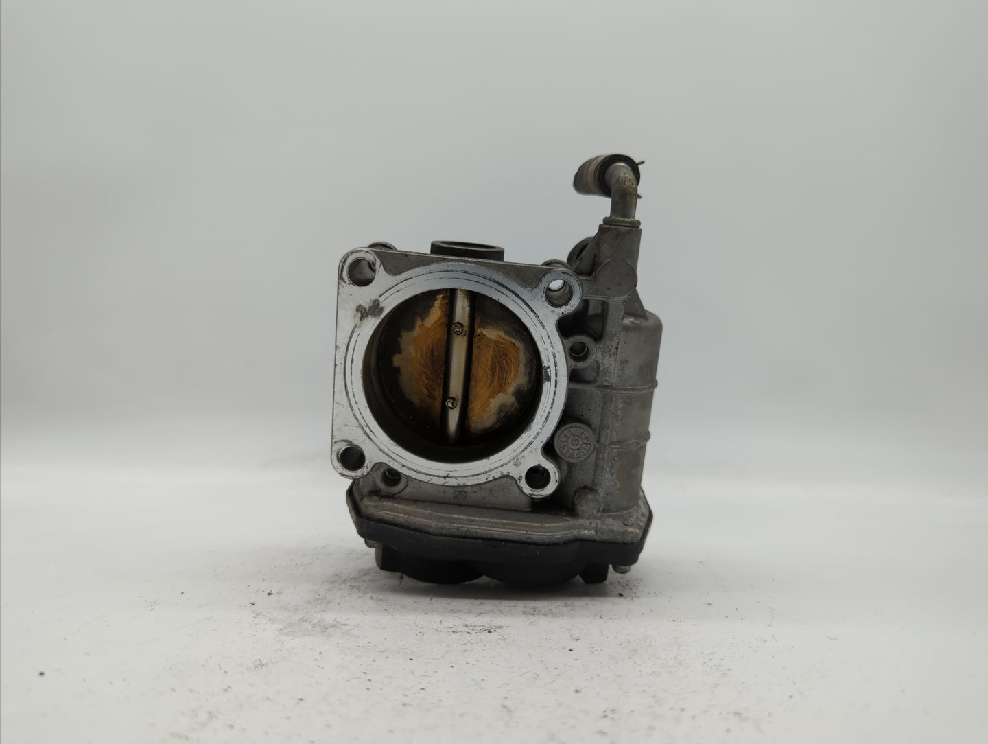 2008-2013 Infiniti G37 Throttle Body P/N:RME60-12 526-02 Fits OEM Used Auto Parts - Oemusedautoparts1.com