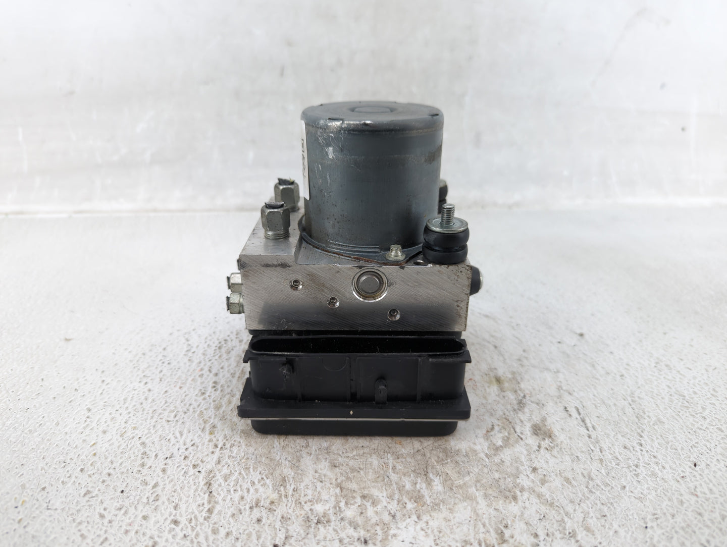 2011-2013 Infiniti G37 ABS Pump Control Module Replacement P/N:47660 1NL2A Fits Fits 2011 2012 2013 2014 2015 OEM Used Auto 