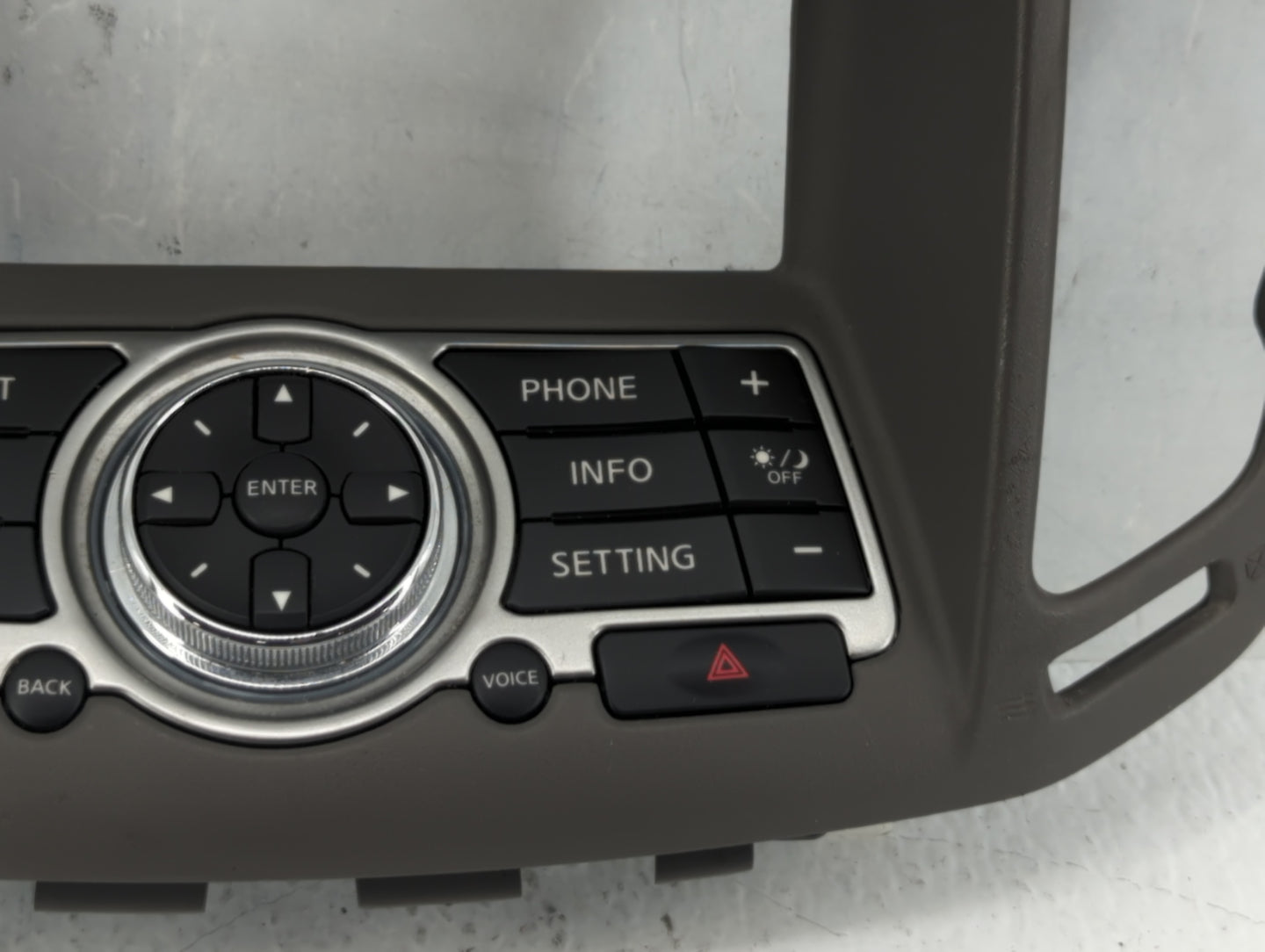 2011-2011 Infiniti G37 Radio Control Panel - Oemusedautoparts1.com