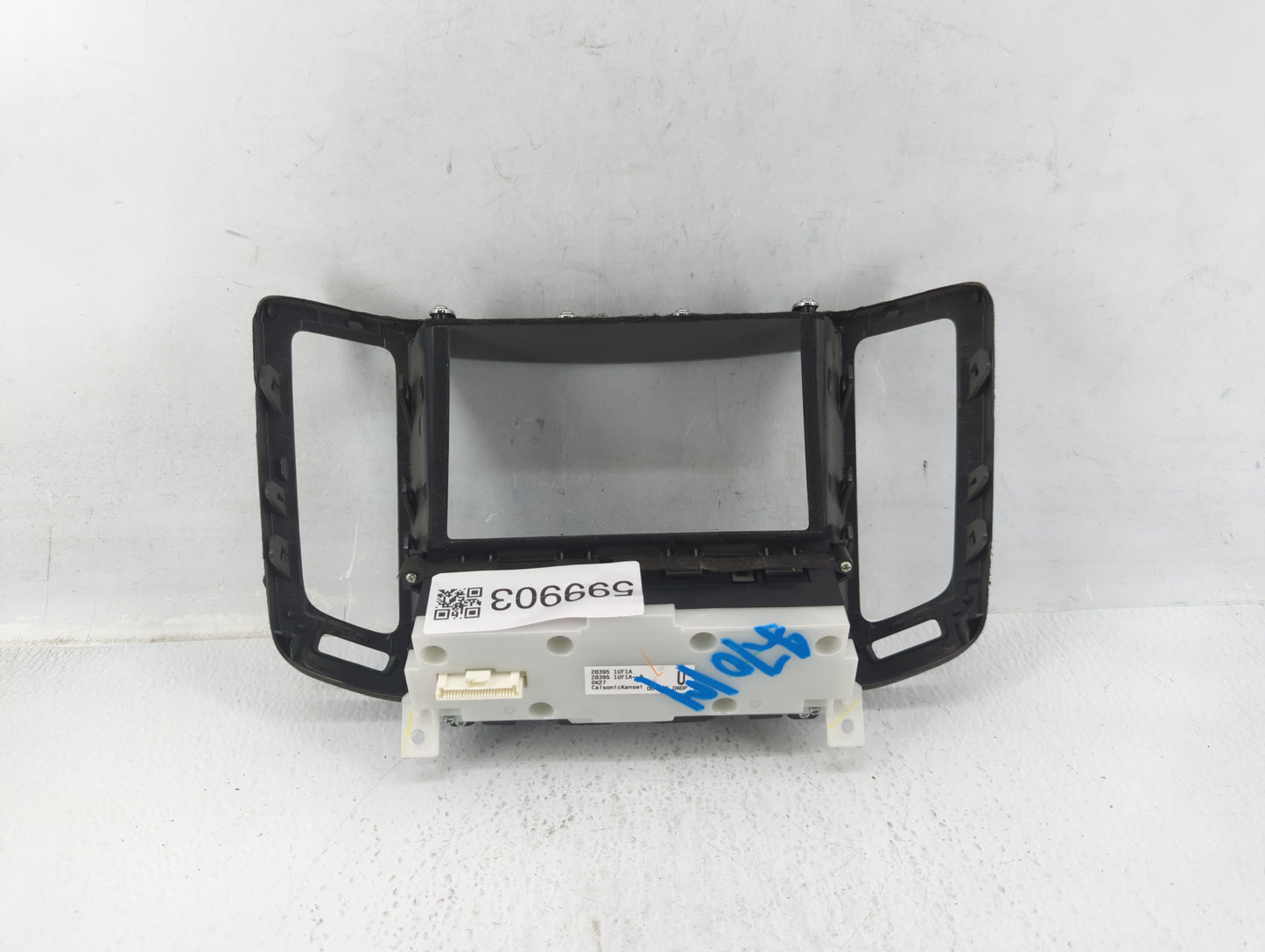 2011-2011 Infiniti G37 Radio Control Panel - Oemusedautoparts1.com