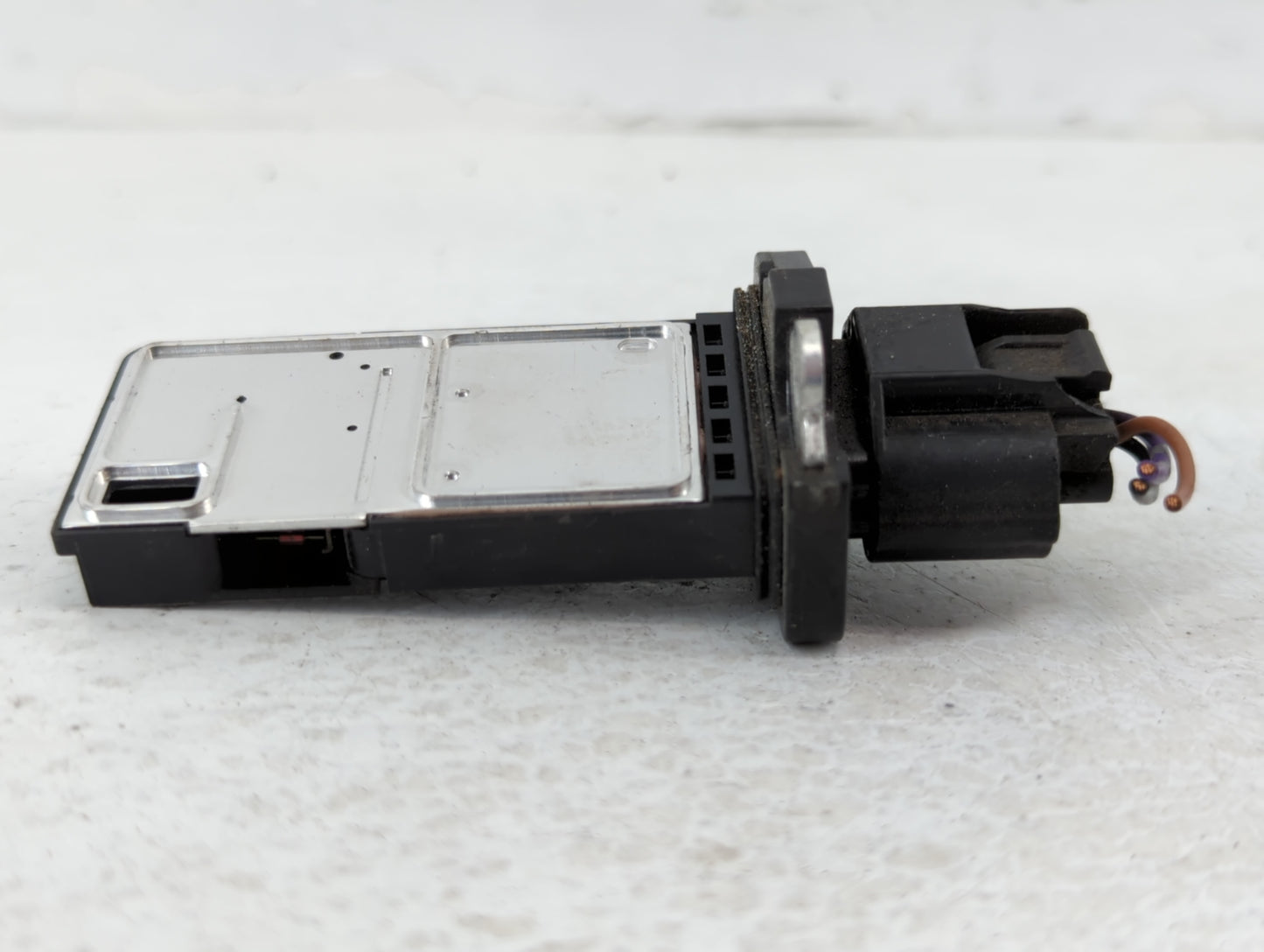 2011-2013 Infiniti M37 Mass Air Flow Meter Maf - Oemusedautoparts1.com