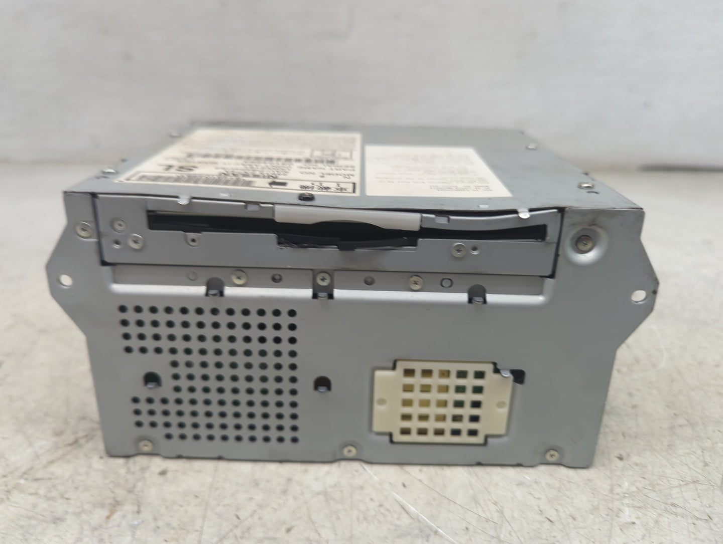 2011 Infiniti M56 Radio AM FM Cd Player Receiver Replacement P/N:NAU-P8404US5 UQW2191, 25915 ZX74A Fits Fits 2010 OEM Used A