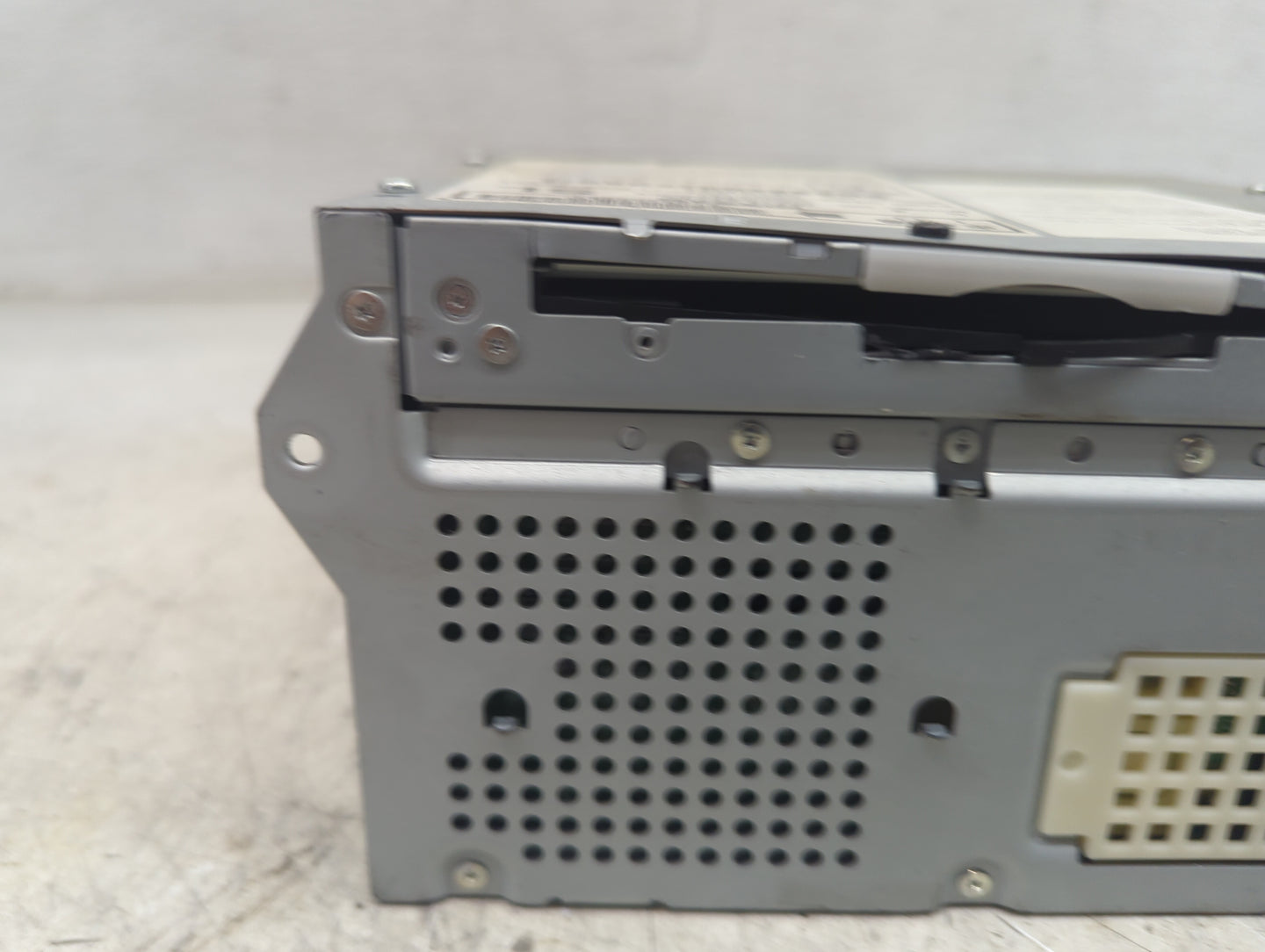 2011 Infiniti M56 Radio AM FM Cd Player Receiver Replacement P/N:NAU-P8404US5 UQW2191, 25915 ZX74A Fits Fits 2010 OEM Used A