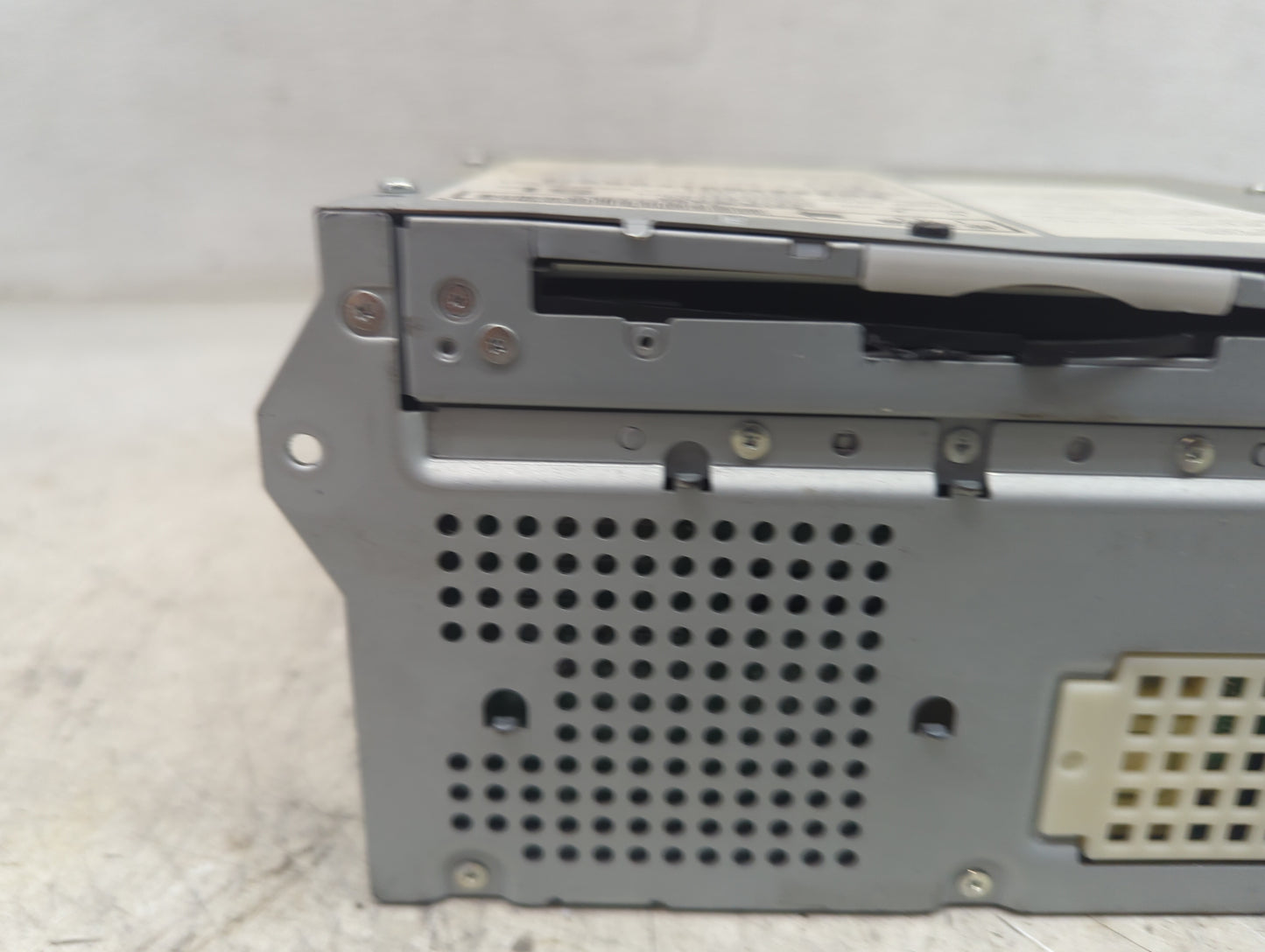 2011 Infiniti M56 Radio AM FM Cd Player Receiver Replacement P/N:NAU-P8404US5 UQW2191, 25915 ZX74A Fits Fits 2010 OEM Used A